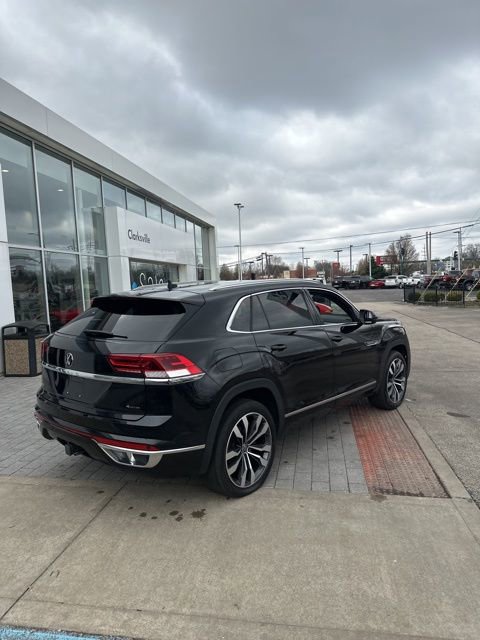 Used 2023 Volkswagen Atlas Cross Sport SEL Premium R-Line image 8