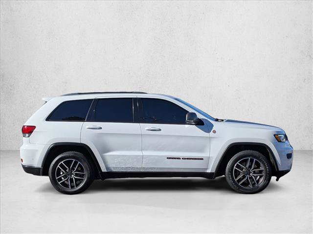 Used 2021 Jeep Grand Cherokee Trailhawk w/ Premium Lighting Group image 4