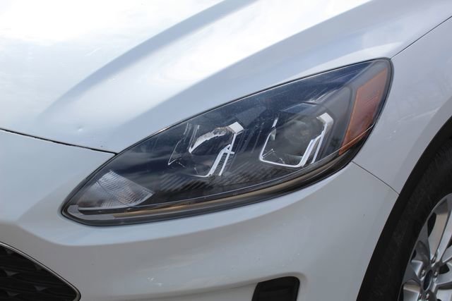 Used 2022 Ford Escape SE w/ Cold Weather Package AWD/4WD image 10