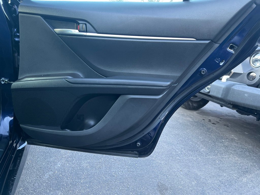 Used 2022 Toyota Camry LE image 13