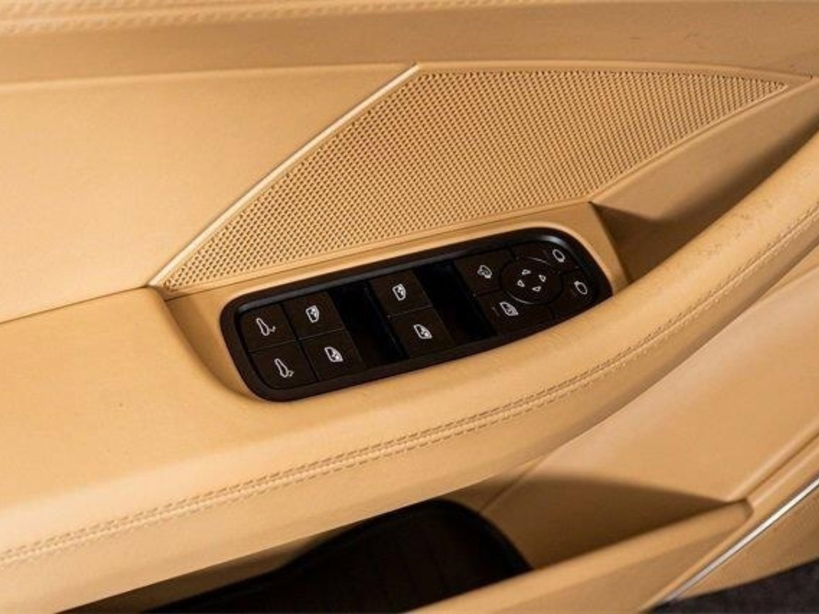 Used 2023 Porsche Panamera 4 Platinum Edition w/ Assistance Package image 51