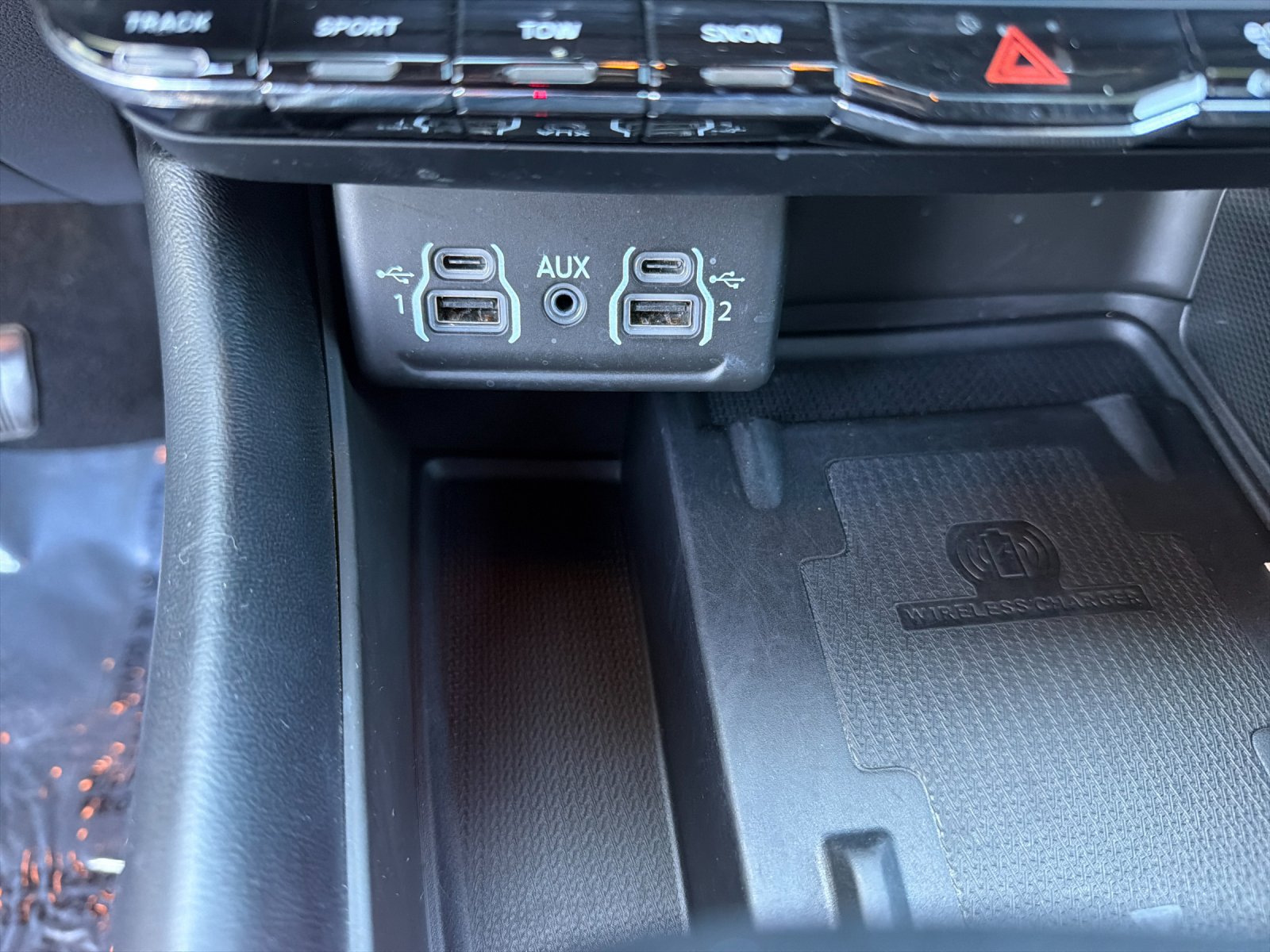 Used 2021 Dodge Durango R/T w/ Tow 'N Go Package AWD/4WD image 45
