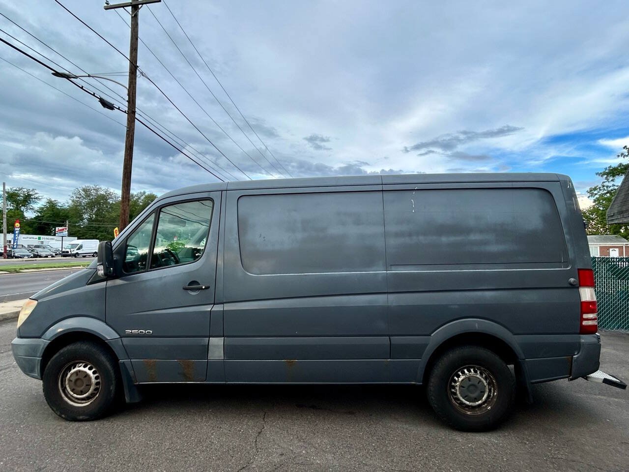 Used 2008 Dodge Sprinter 2500 RWD image 4