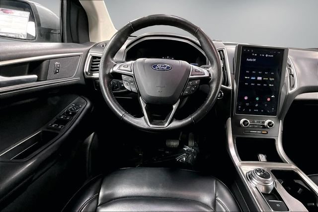 Used 2024 Ford Edge SEL AWD/4WD image 9