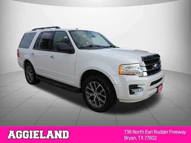 Used 2016 Ford Expedition XLT w/ Equipment Group 202A RWD image 3