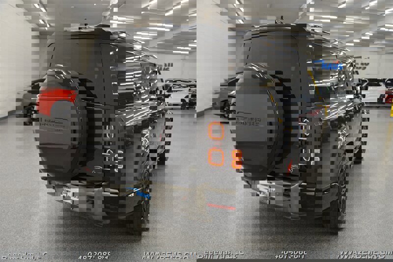 Used 2023 Land Rover Defender 130 X image 9
