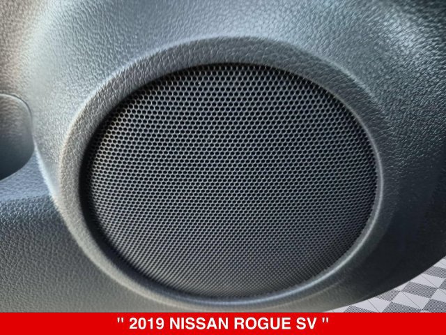 Used 2019 Nissan Rogue SV AWD/4WD image 13