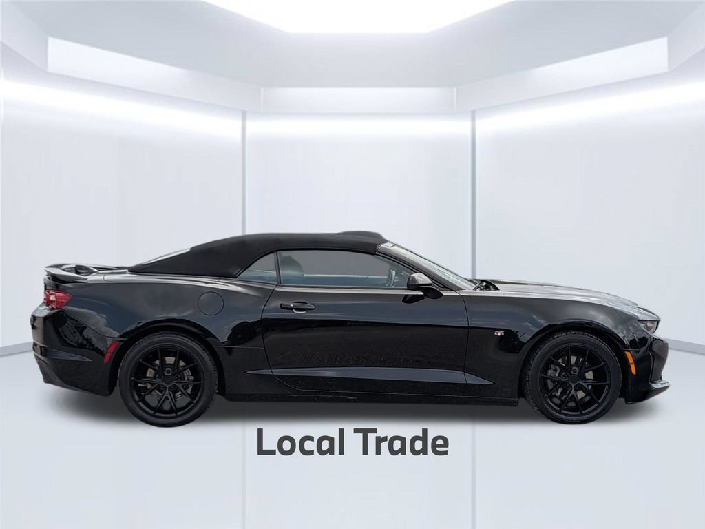 Used 2023 Chevrolet Camaro LT RWD image 8