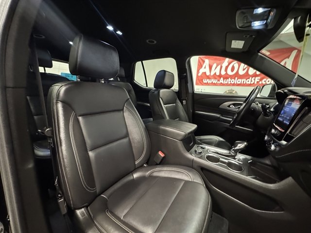 Used 2022 Chevrolet Traverse LT image 10