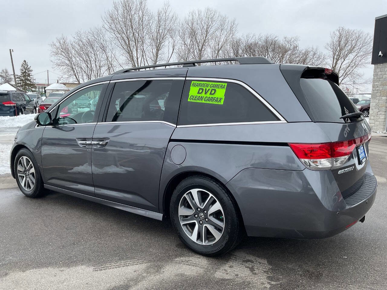 Used 2017 Honda Odyssey Touring Elite image 4