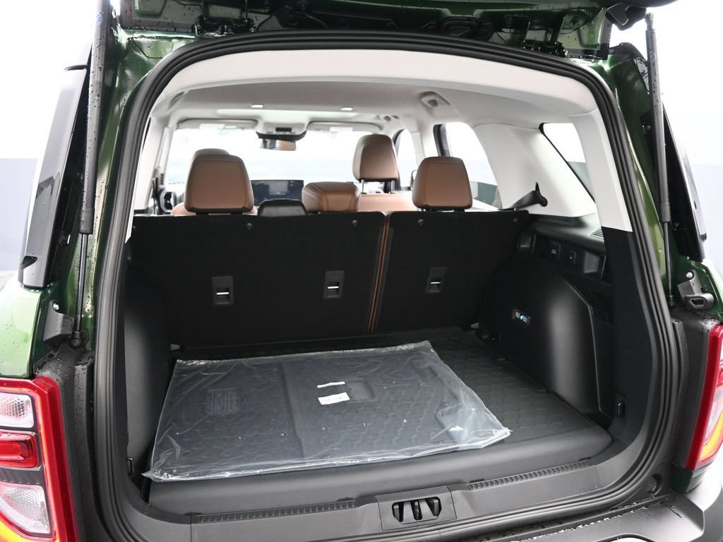 New 2025 Ford Bronco Sport Outer Banks w/ Sasquatch Outer Banks Package AWD/4WD image 19