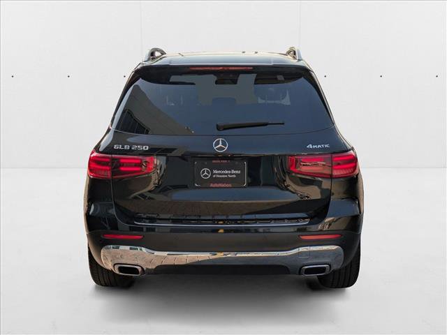Certified 2025 Mercedes-Benz GLB 250 4MATIC w/ Exclusive Package image 6