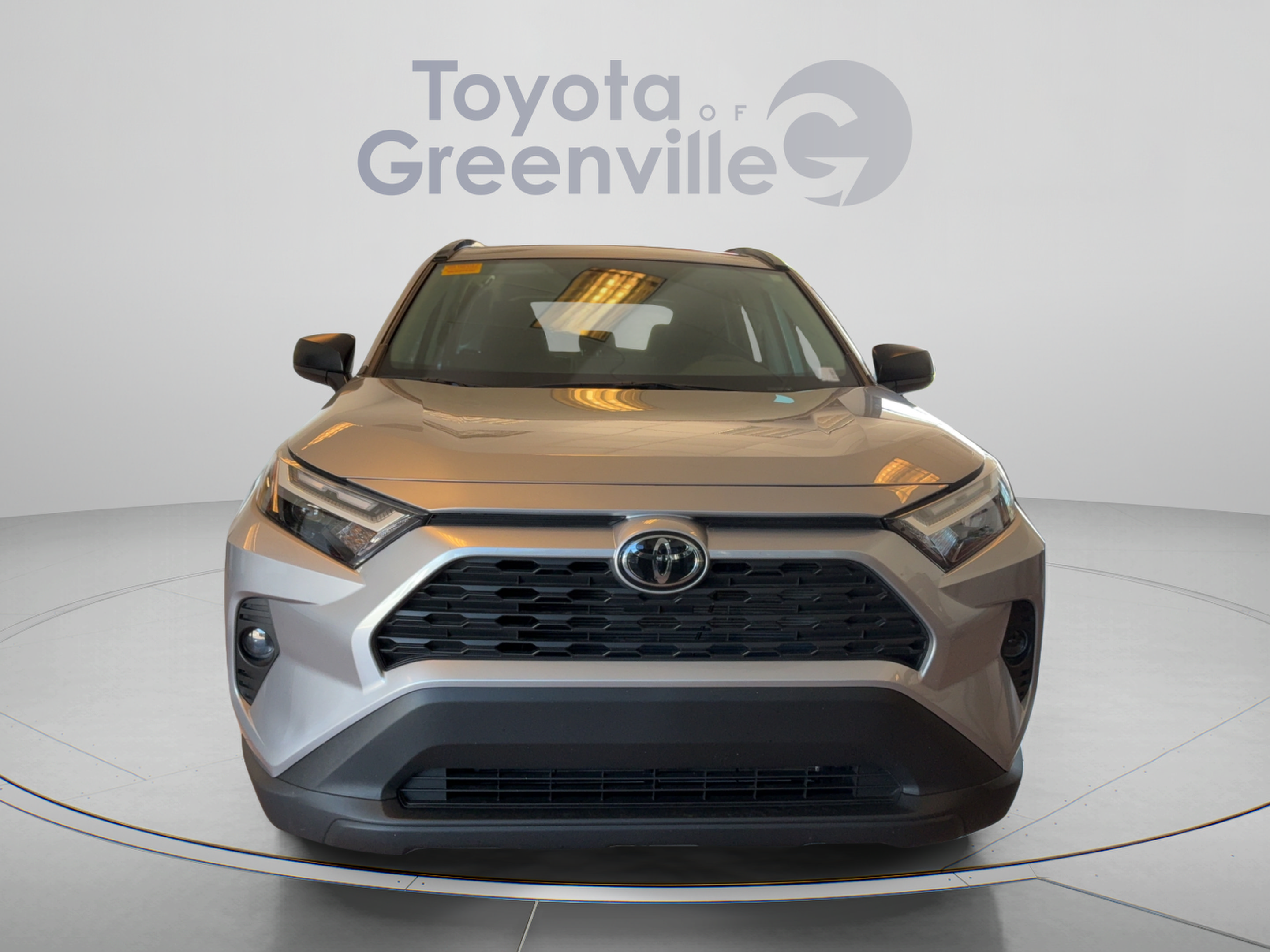 Used 2025 Toyota RAV4 LE AWD/4WD image 9