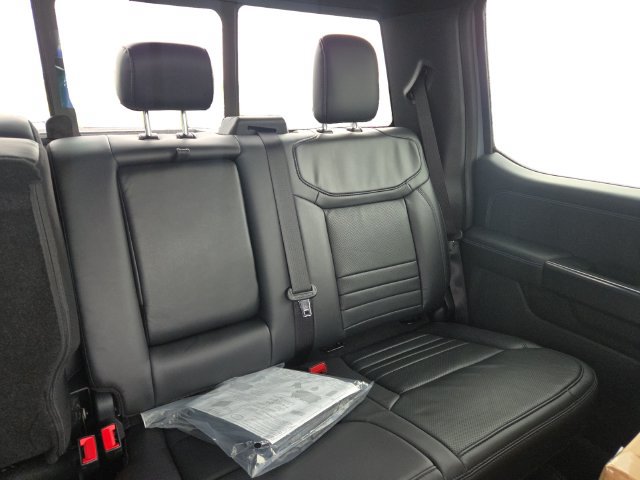 New 2027 Ford F450 Platinum w/ FX4 Off-Road Package AWD/4WD image 42