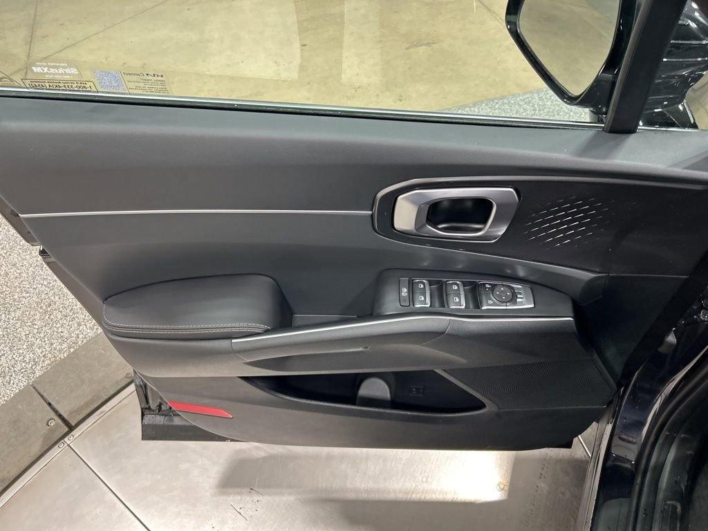 New 2026 Kia Sorento S image 12