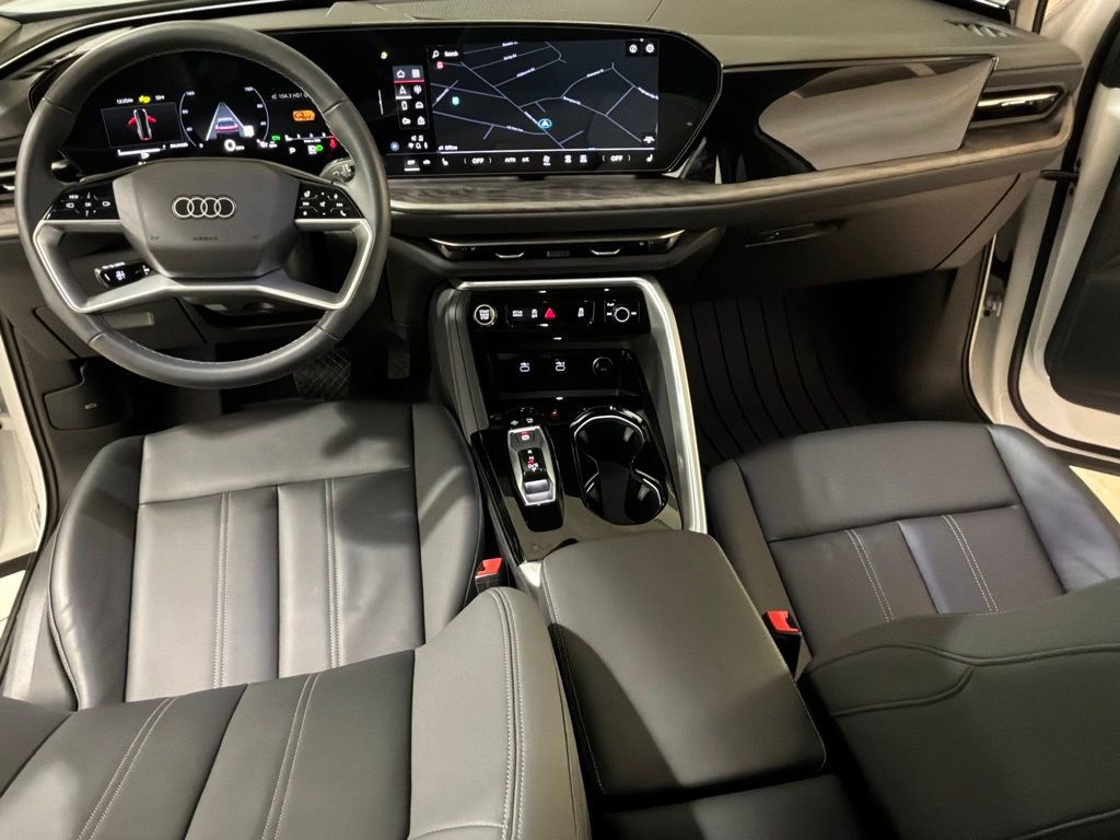 Certified 2025 Audi Q5 Premium w/ Convenience Package image 13