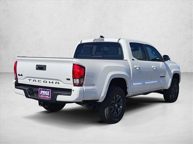 Used 2023 Toyota Tacoma SR5 AWD/4WD image 5