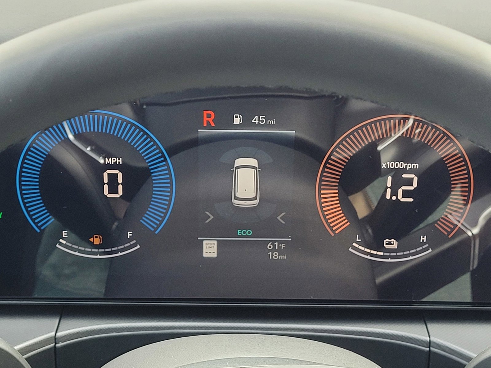 New 2026 Hyundai Santa Fe SE image 9