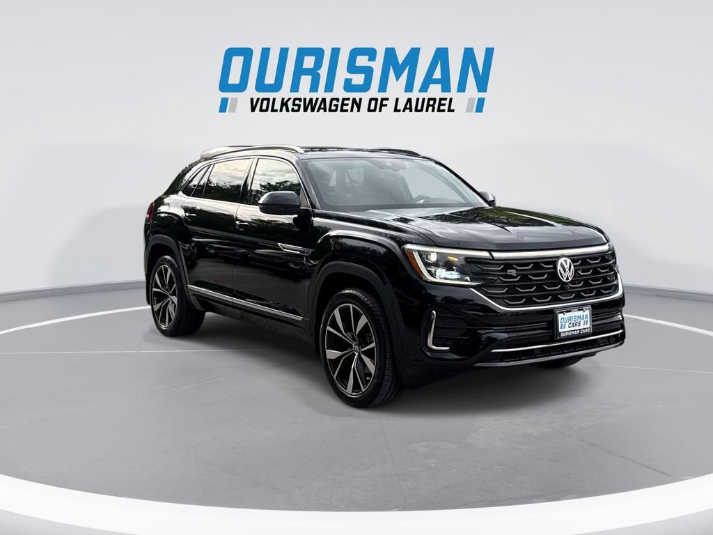 Used 2024 Volkswagen Atlas Cross Sport SEL Premium R-Line AWD/4WD image 2