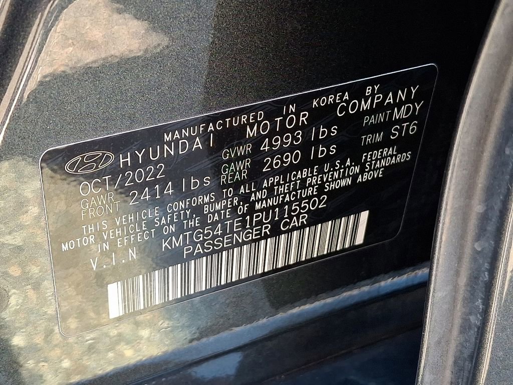 Used 2023 Genesis G70 3.3T w/ Sport Prestige Package image 29