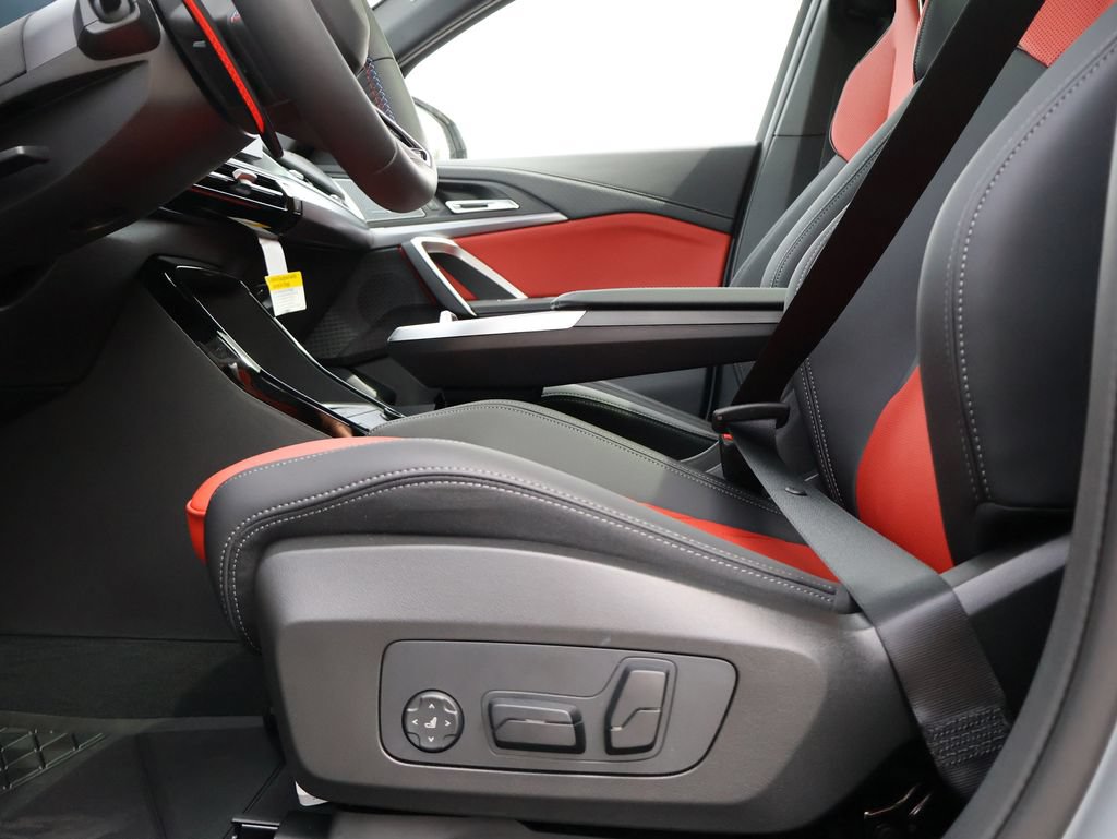 New 2026 BMW X2 M35i w/ Technology Package AWD/4WD image 39
