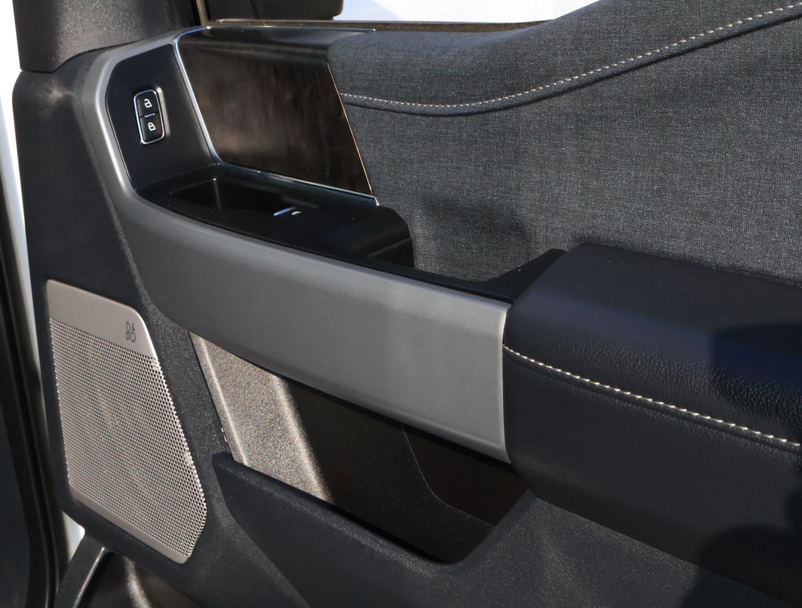 Used 2024 Ford F350 Lariat w/ Lariat Ultimate Package image 17