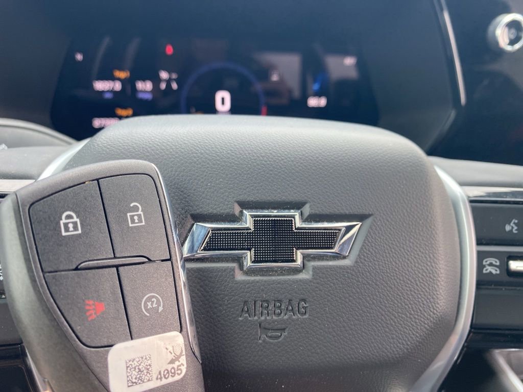 Used 2024 Chevrolet Colorado Z71 w/ Z71 Convenience Package 2 image 44