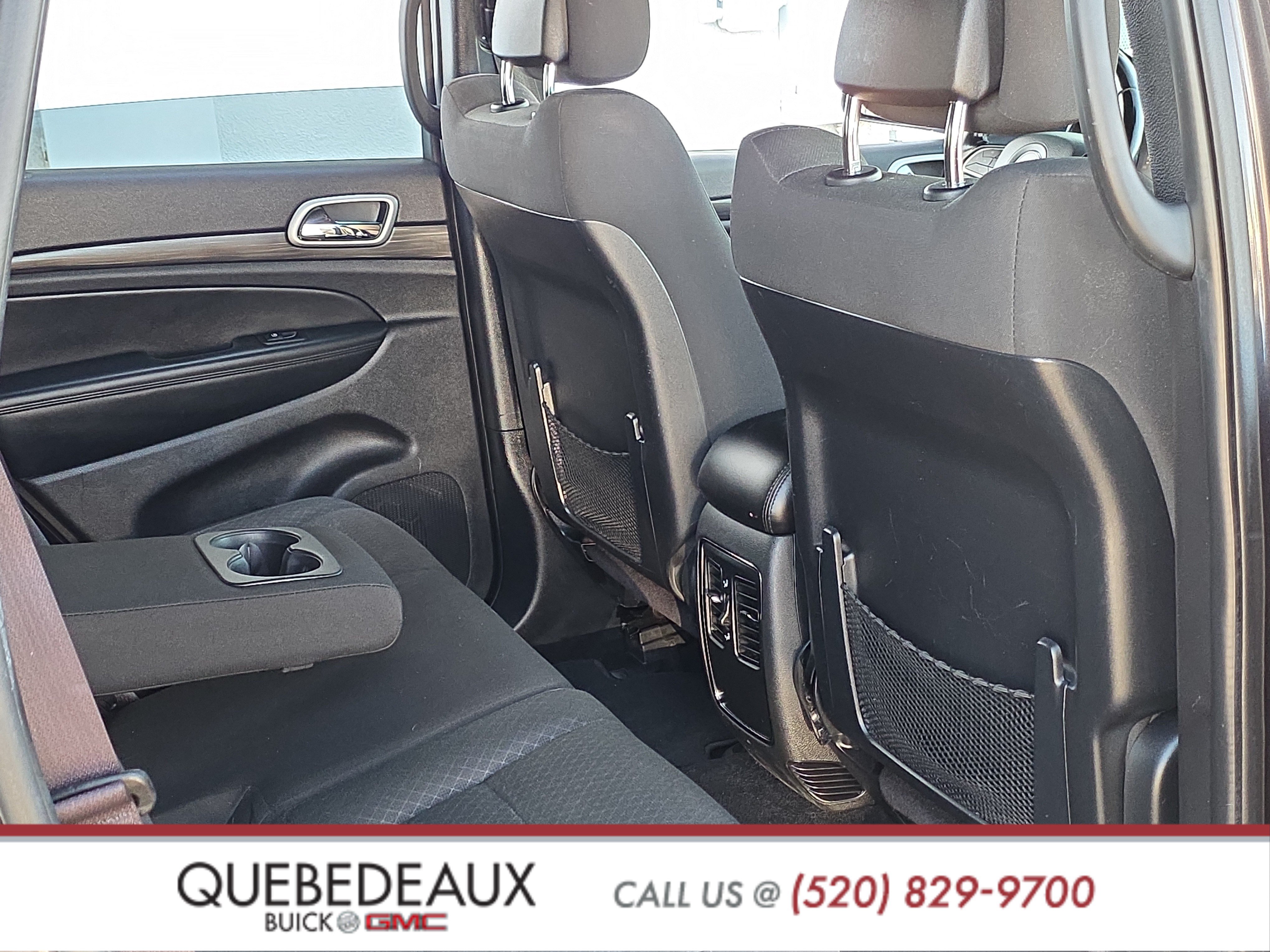 Used 2021 Jeep Grand Cherokee Laredo RWD image 48