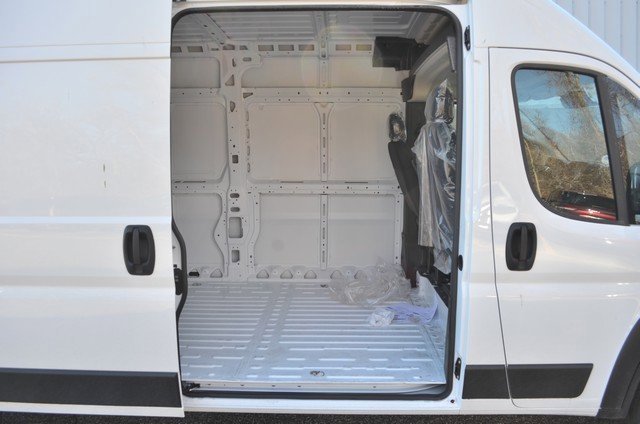 New 2026 RAM ProMaster 2500 w/ Cold Weather Group image 27