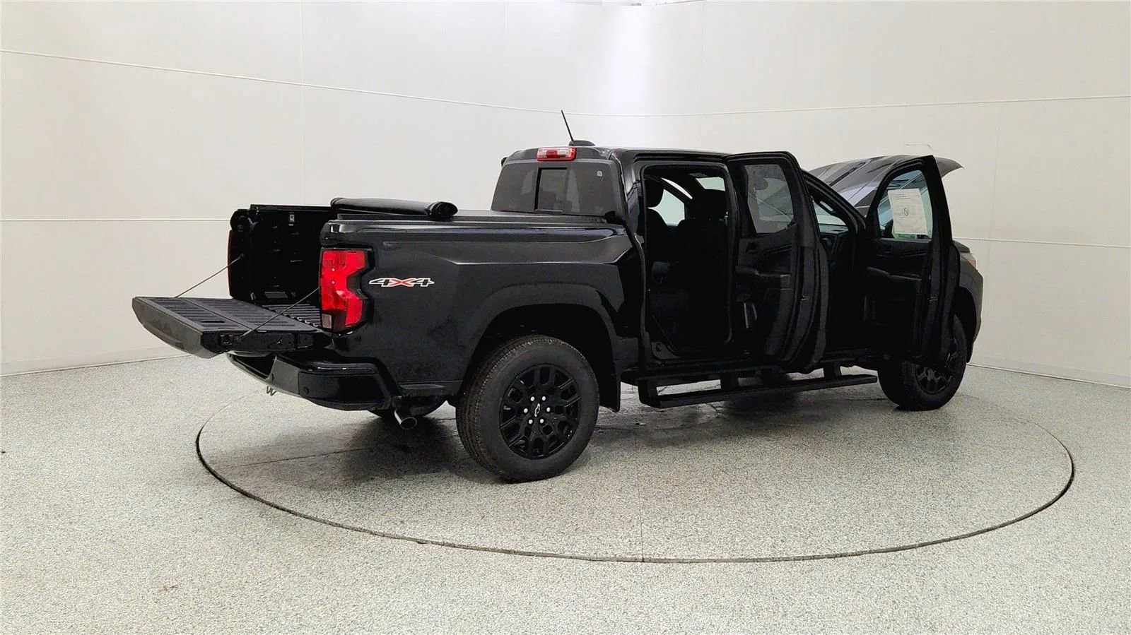 New 2026 Chevrolet Colorado W/T image 12