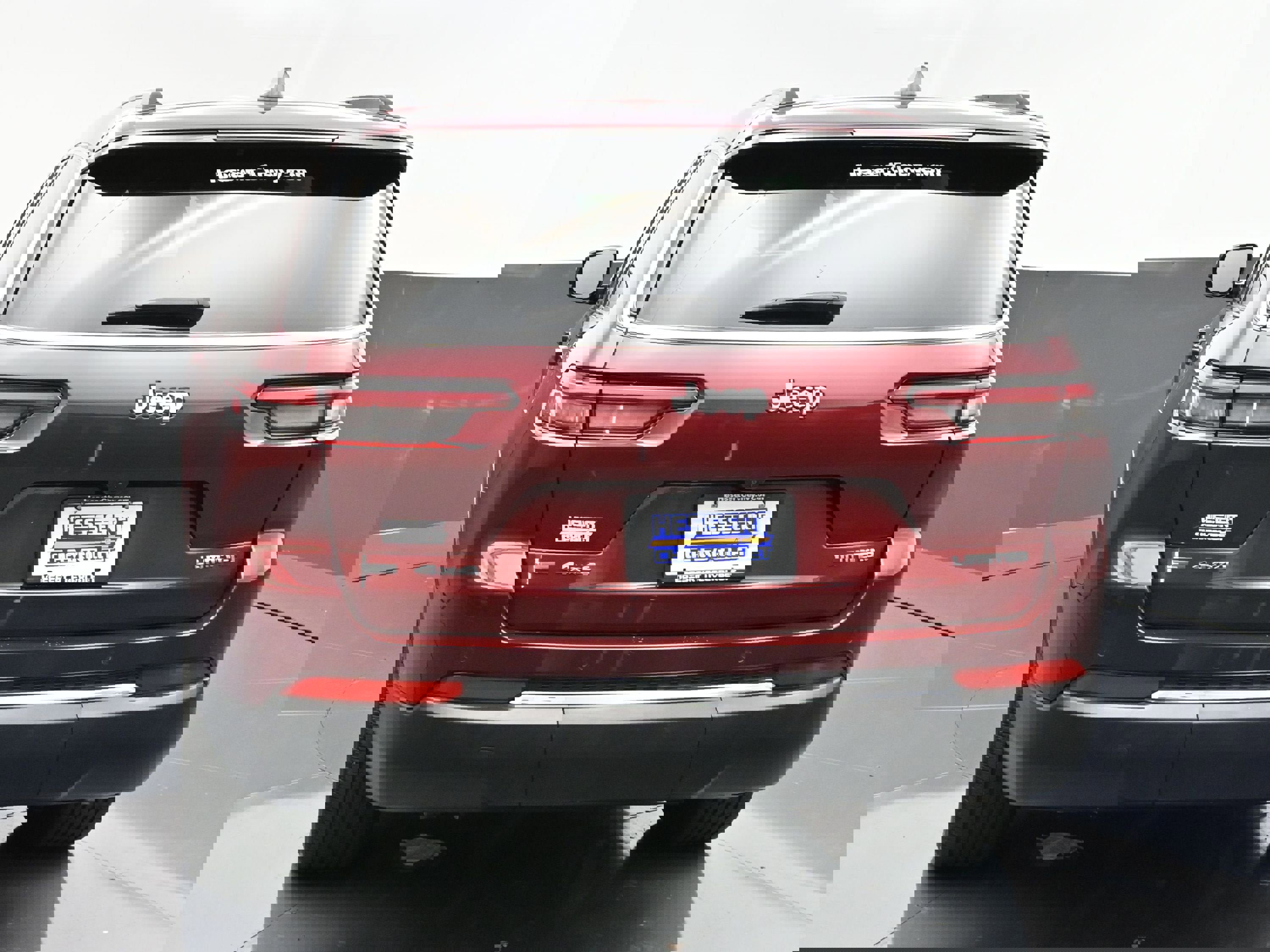 Used 2022 Jeep Grand Cherokee L Limited image 6