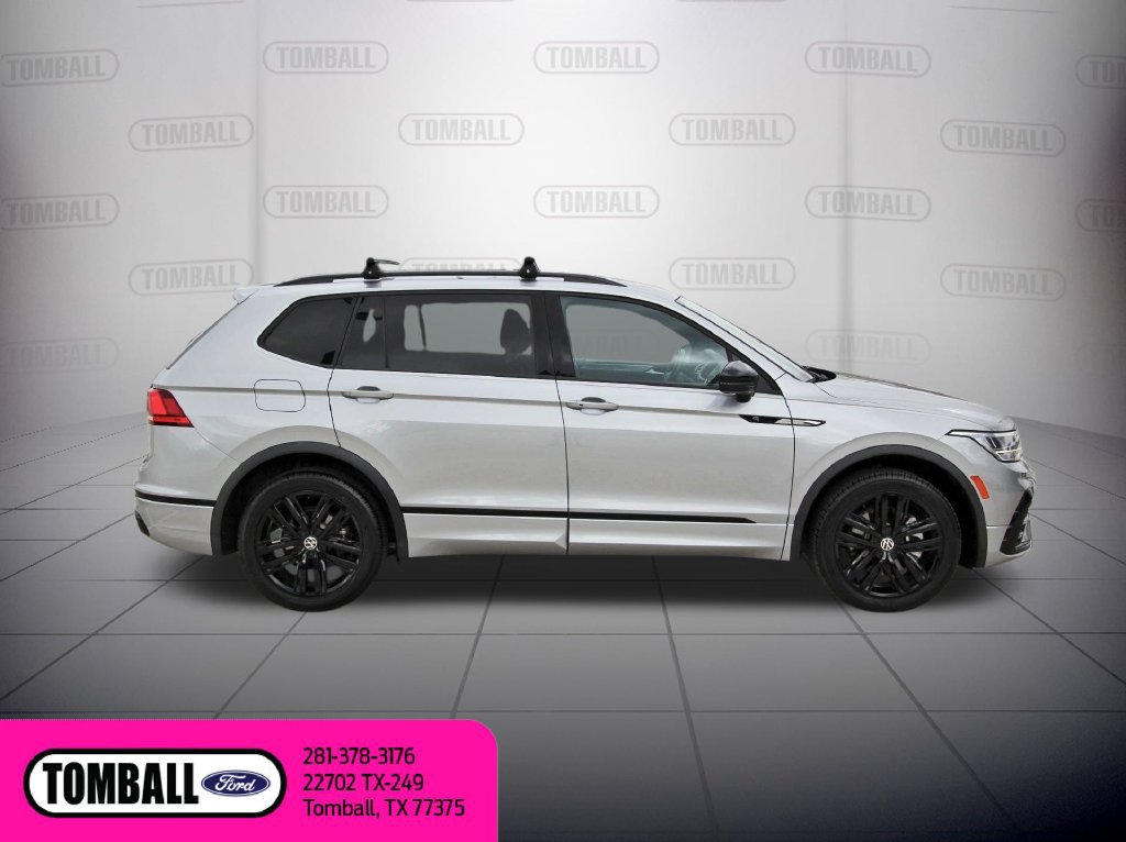 Used 2022 Volkswagen Tiguan SE R-Line FWD image 9