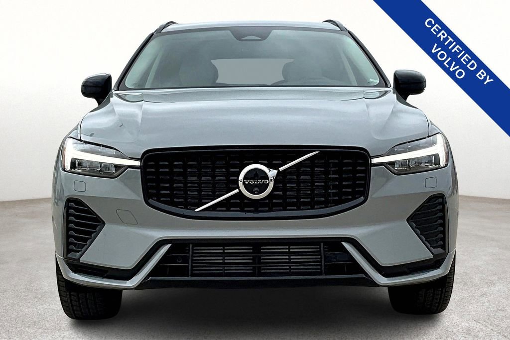 Used 2025 Volvo XC60 T8 Plus w/ Protection Package Premier image 5