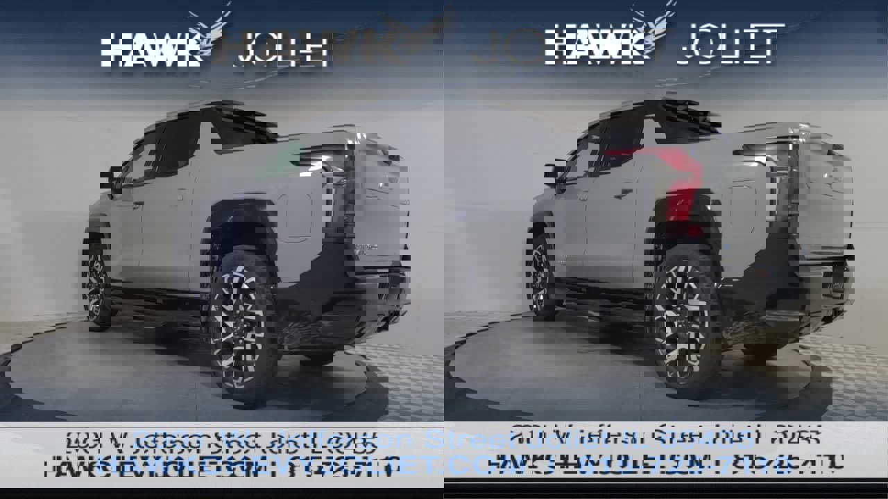 New 2025 Chevrolet Silverado EV RST image 8