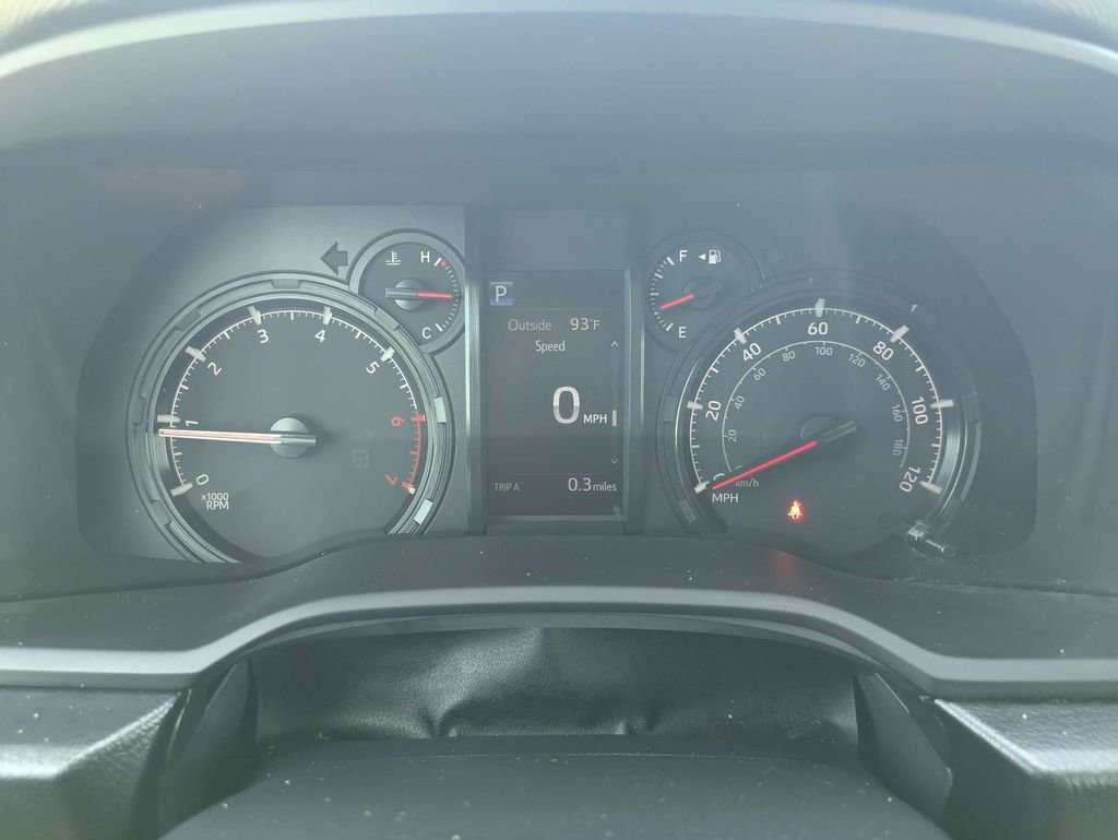 Used 2020 Toyota 4Runner SR5 Premium w/ Moonroof Package AWD/4WD image 34