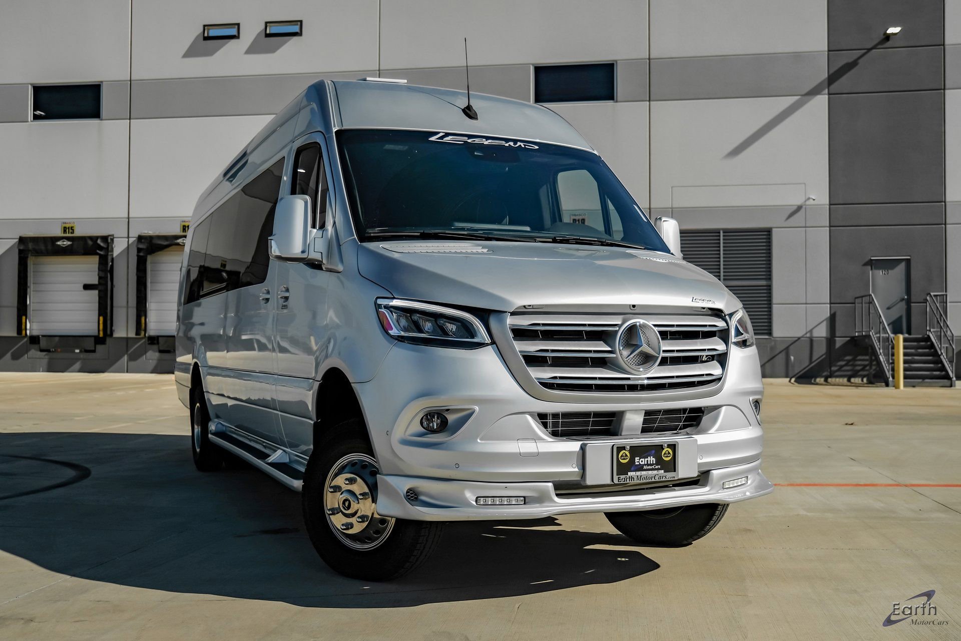 Used 2023 Mercedes-Benz Sprinter 3500 w/ Parking Package image 22