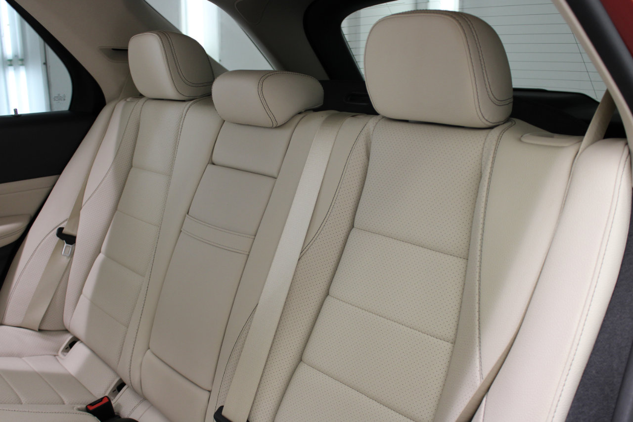 Used 2020 Mercedes-Benz GLE 350 w/ Premium Package image 39