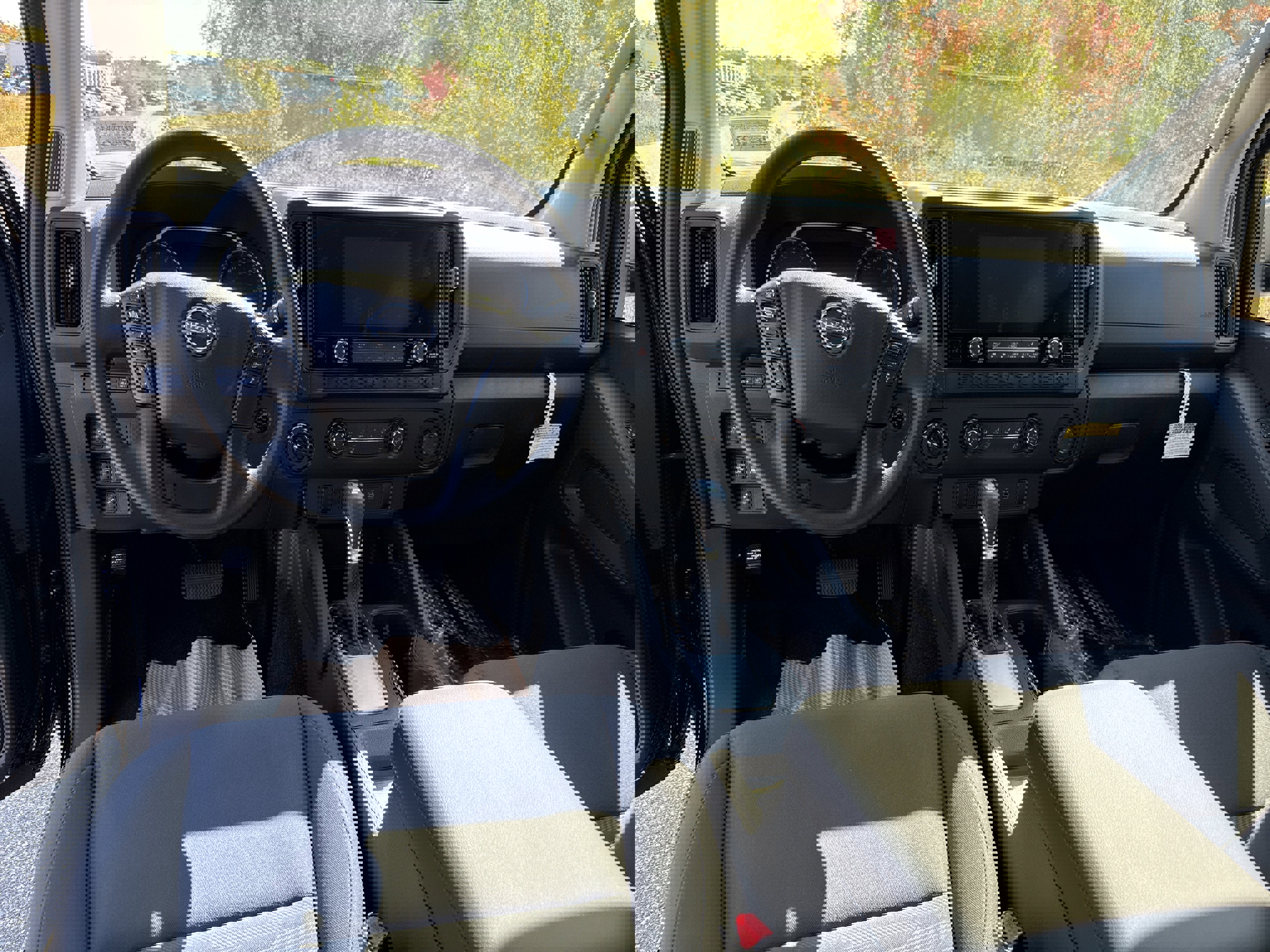 New 2026 Nissan Frontier S image 3