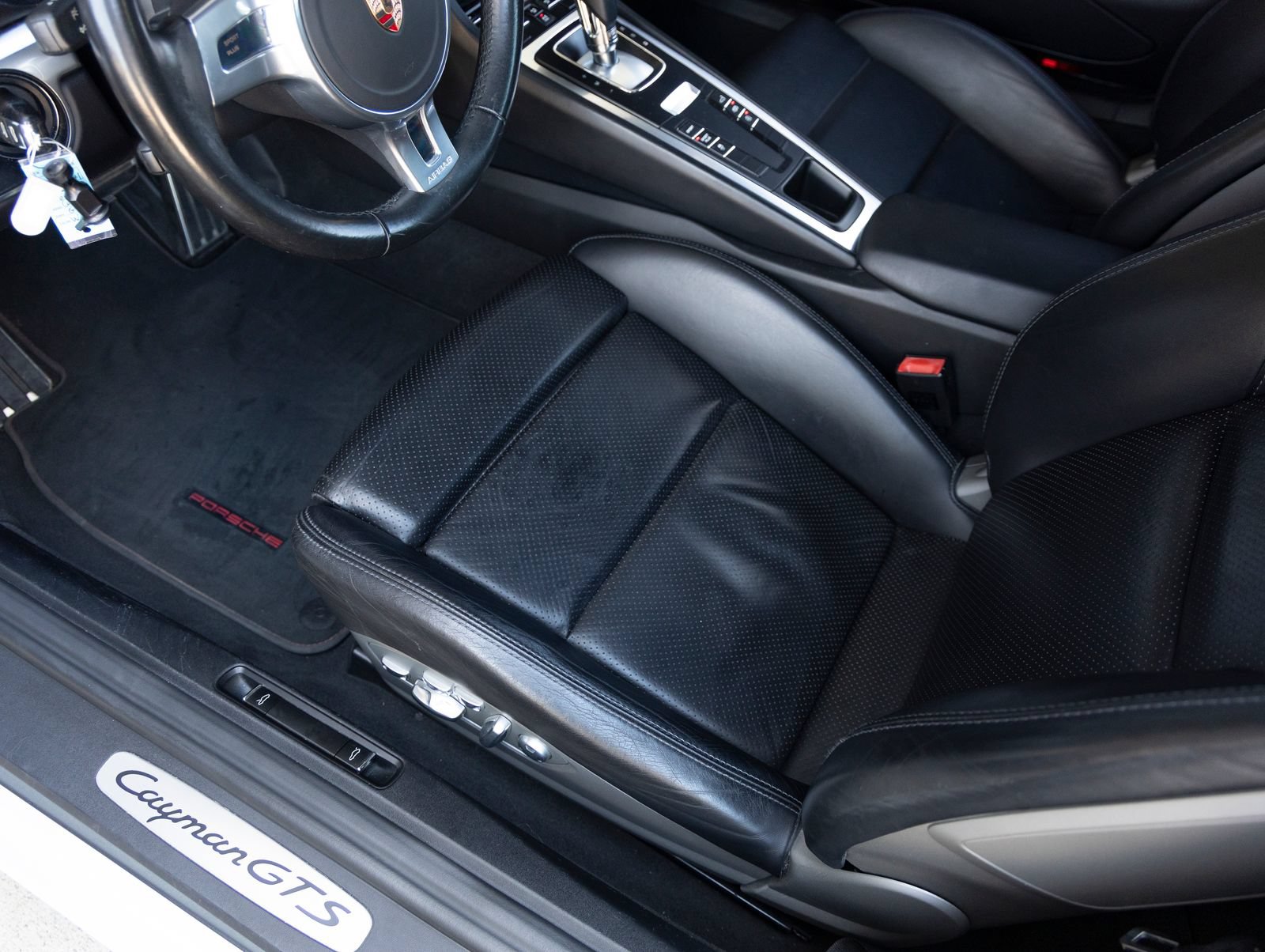Certified 2015 Porsche Cayman GTS RWD image 20