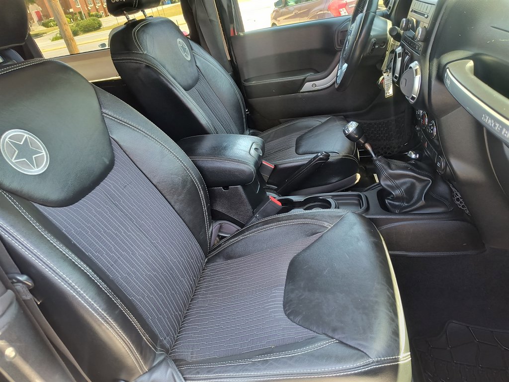 Used 2013 Jeep Wrangler Sport image 23