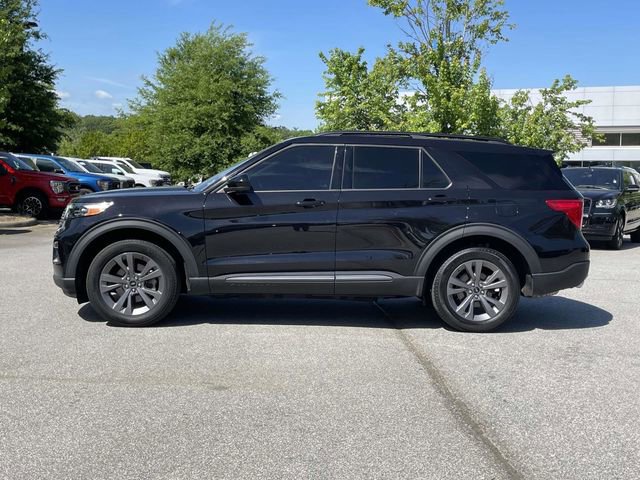 Certified 2023 Ford Explorer XLT w/ Equipment Group 202A AWD/4WD image 2