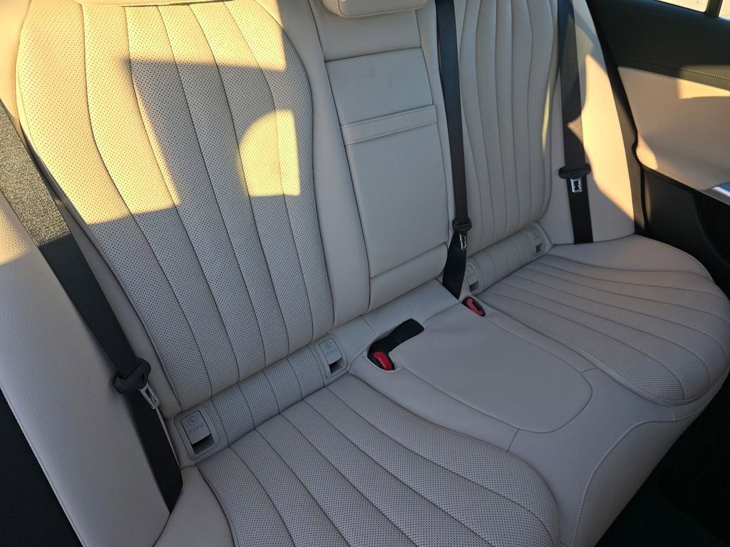 New 2026 Mercedes-Benz E 450 4MATIC Sedan image 22