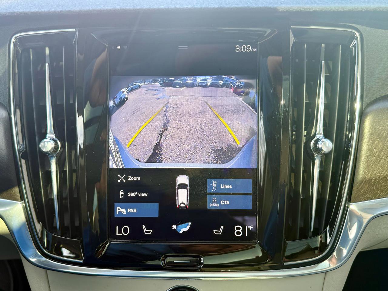 Used 2020 Volvo V90 T6 Cross Country AWD/4WD image 38