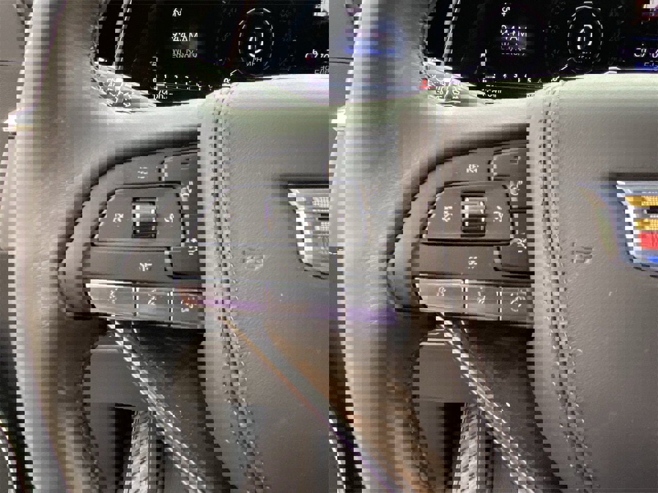 Certified 2024 Cadillac Escalade ESV Sport Platinum w/ LPO, ONYX Package image 22