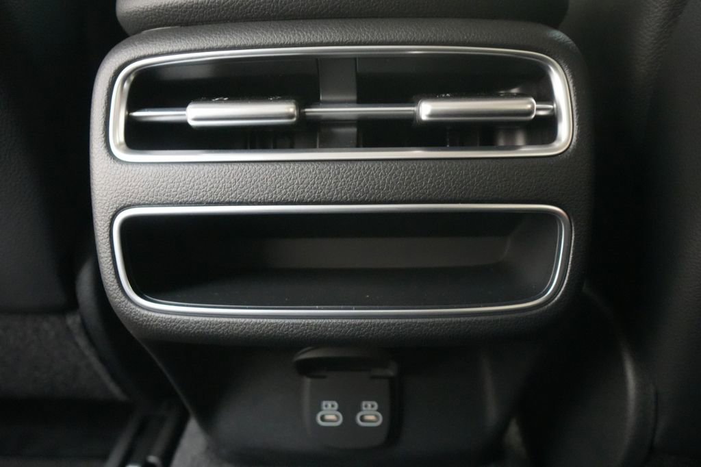 Used 2026 Genesis GV70 2.5T image 30