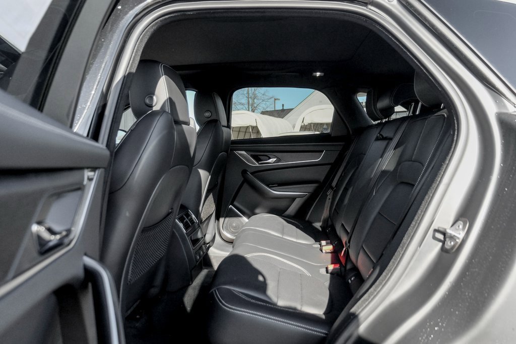 New 2025 Jaguar F-PACE R-Dynamic S image 15