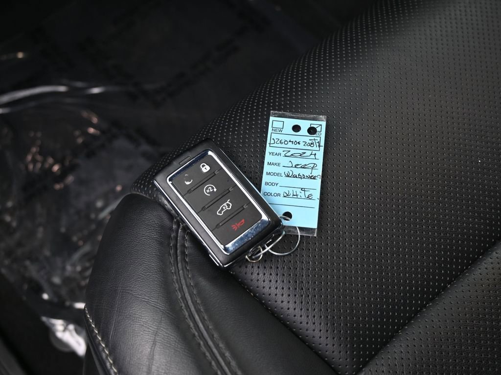 Used 2024 Jeep Wagoneer Series II image 18