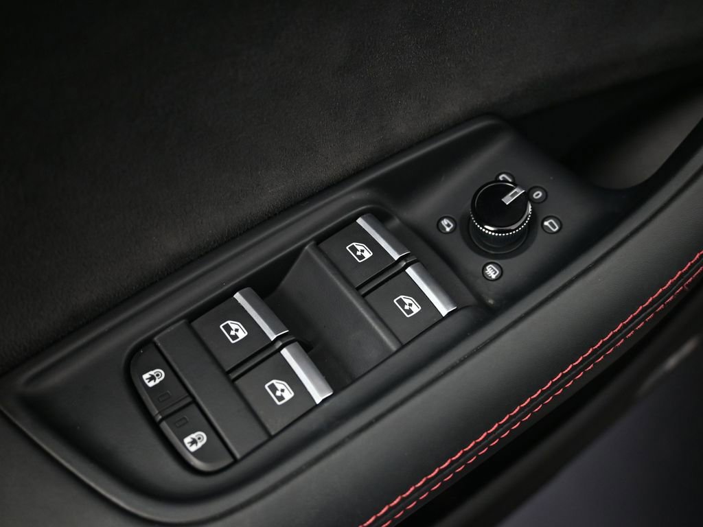 Used 2023 Audi RS Q8 image 18