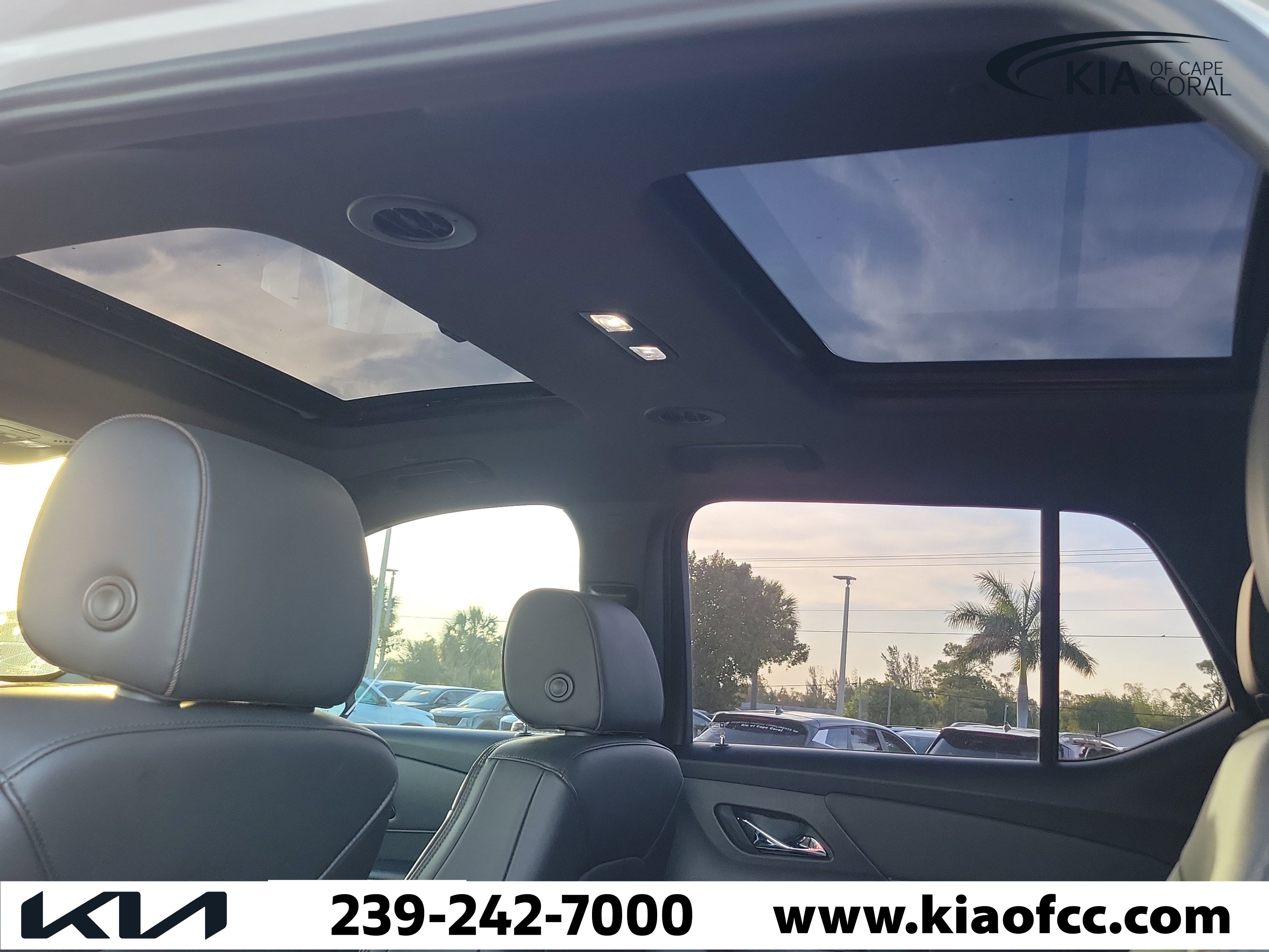 Used 2023 Chevrolet Traverse High Country w/ LPO, 'HIT The Road' Package FWD image 17
