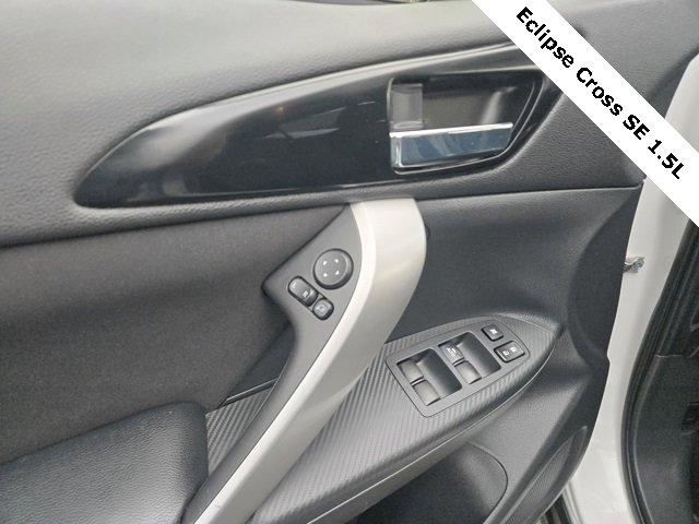 Used 2020 Mitsubishi Eclipse Cross SE image 19